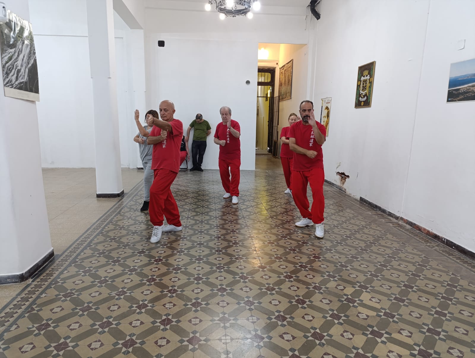 Práctica de Tai Chi en la sede Balvanera — foto 4